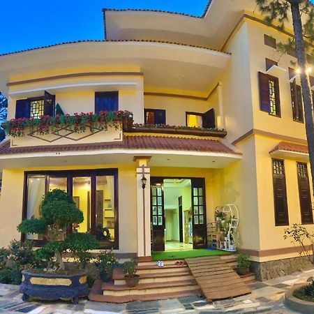 Henisi Homestay Mang Den Villa Kon Von Kla Екстер'єр фото